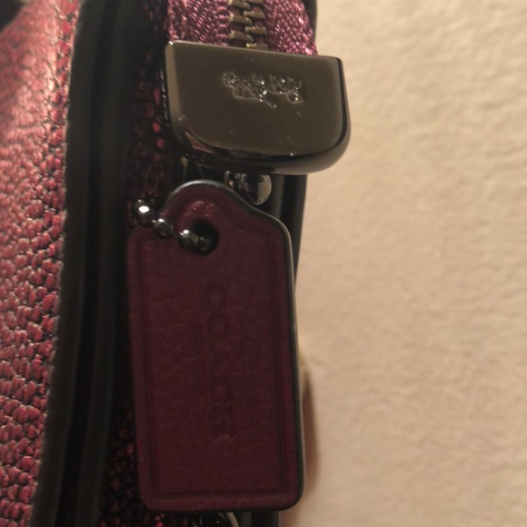 Authentic Coach Metallic Crossbody! Worn once! Gunmetal hardware! - Picture 9 of 11